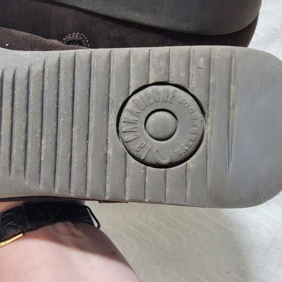 LA CANADIENNE Waterproof Suede Ankle Bootie Square Toe Low Wedge Brown Size 10 - Picture 14 of 16